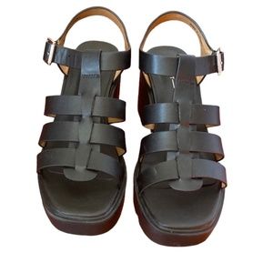 Report Gladiator Sandals Black Size 7